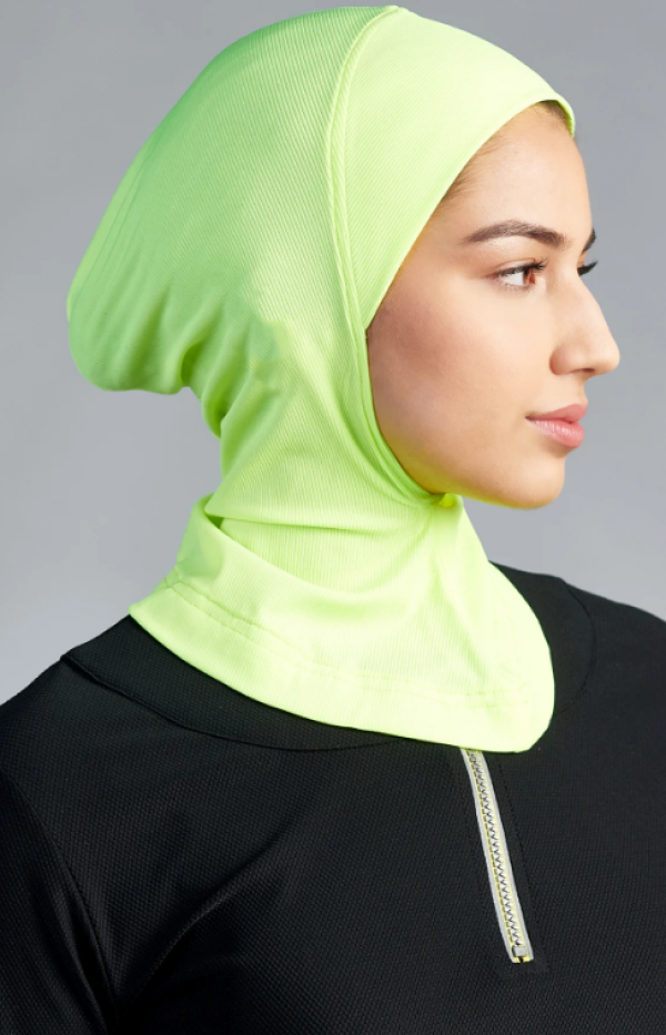 Hijab dengan warna-warna neon cerah